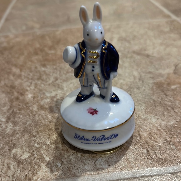 Midori Rabbit music box - Picture 1 of 6